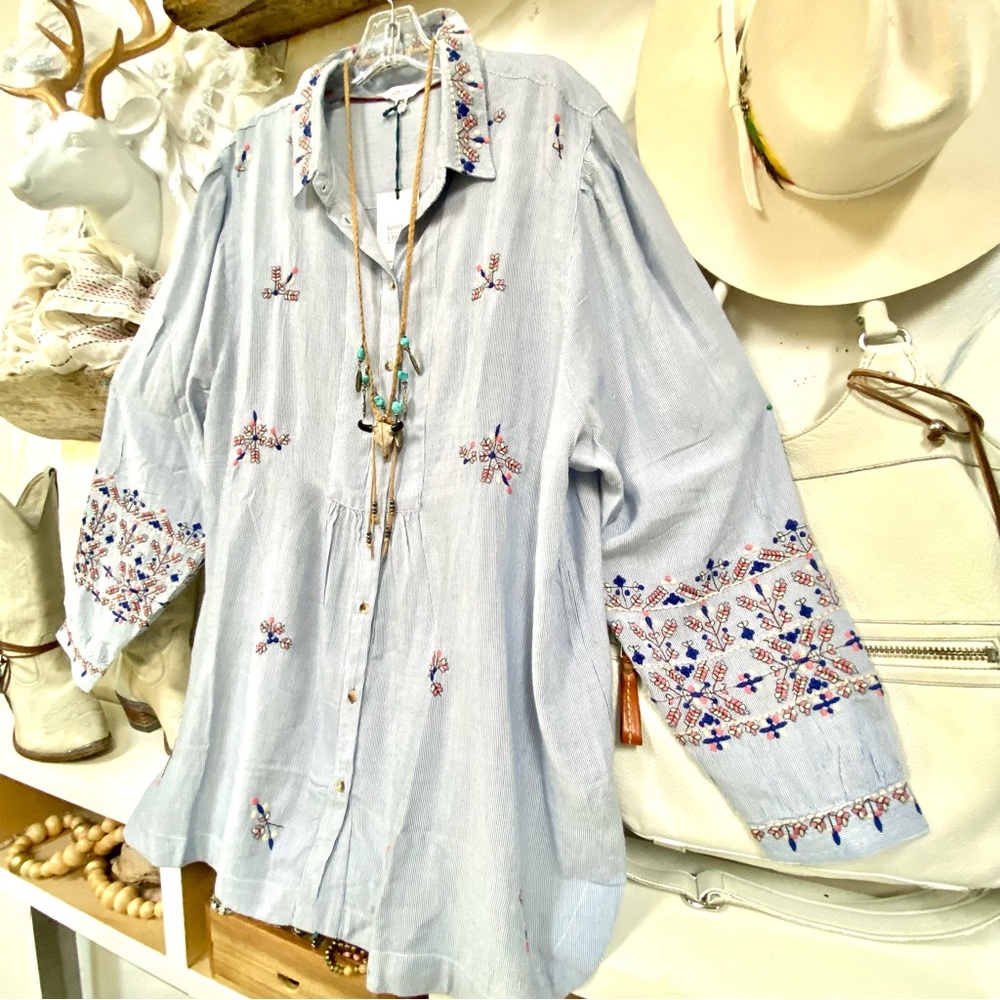 SOLD⭐️Prairie farmhouse boho embroidered tunic blouse/cover up w peasant feel - Picture 12 of 16